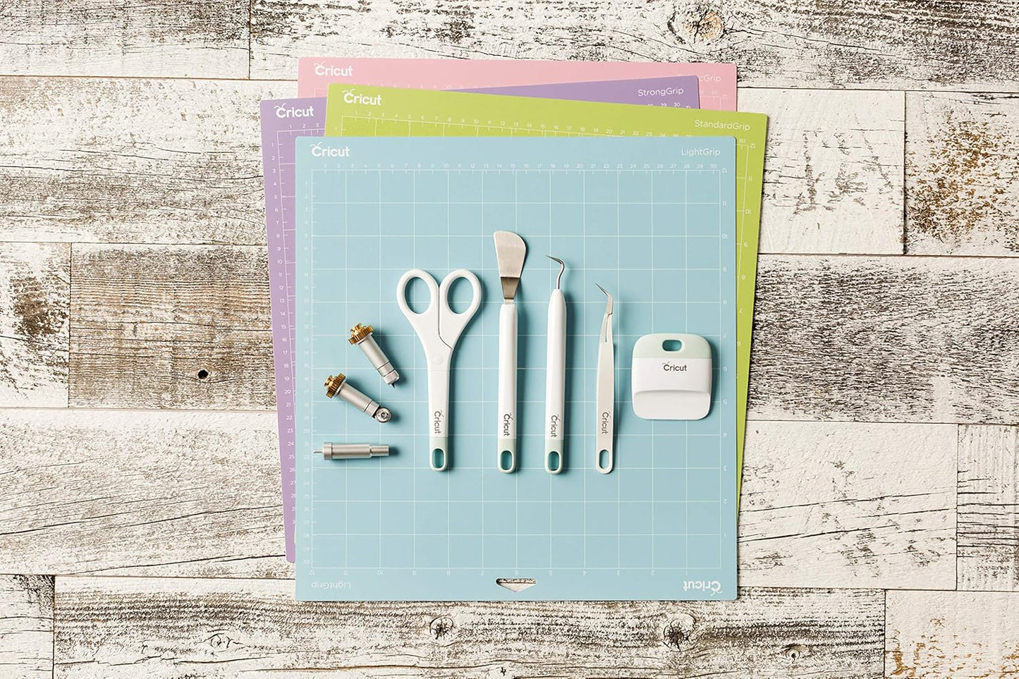 Cricut StandardGrip Adhesive Cutting Mat 12"x12" - For Cricut Explore Air 2/Cricut Maker - 3 Pack, Green (2004702)