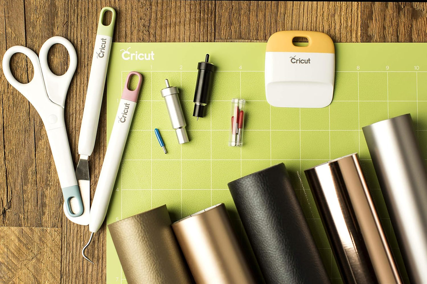 Cricut StandardGrip Adhesive Cutting Mat 12"x12" - For Cricut Explore Air 2/Cricut Maker - 3 Pack, Green (2004702)