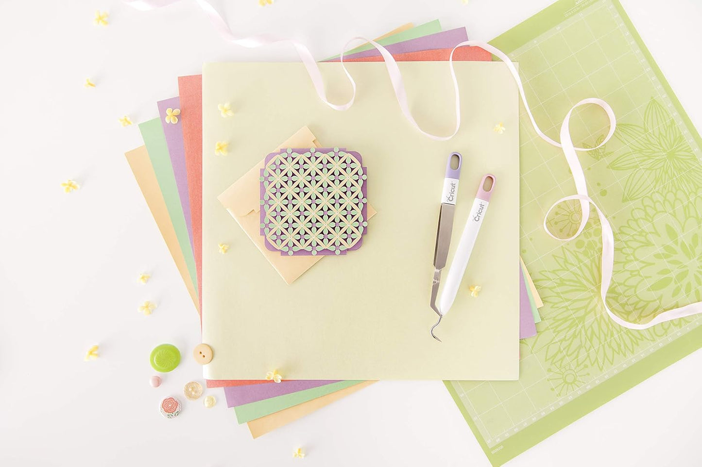 Cricut StandardGrip Adhesive Cutting Mat 12"x12" - For Cricut Explore Air 2/Cricut Maker - 3 Pack, Green (2004702)