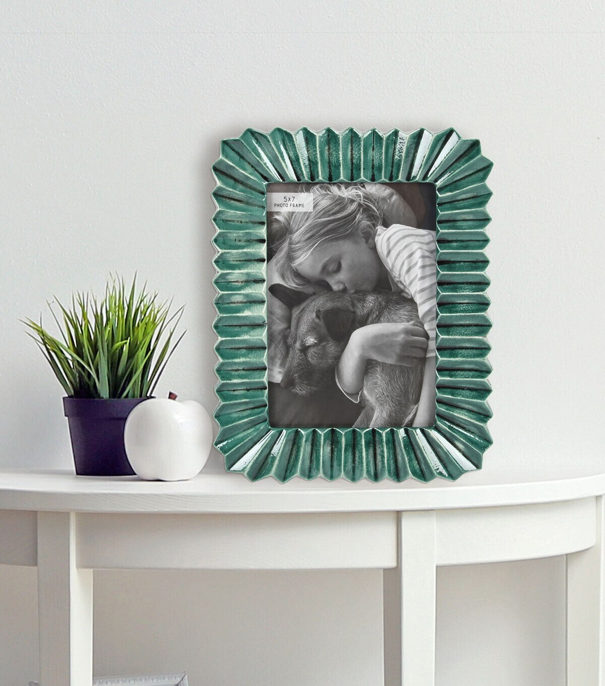 5" x 7" Green Resin Tabletop Picture & Wall Frame