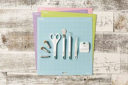 Cricut StandardGrip Adhesive Cutting Mat 12"x12" - For Cricut Explore Air 2/Cricut Maker - 3 Pack, Green (2004702)