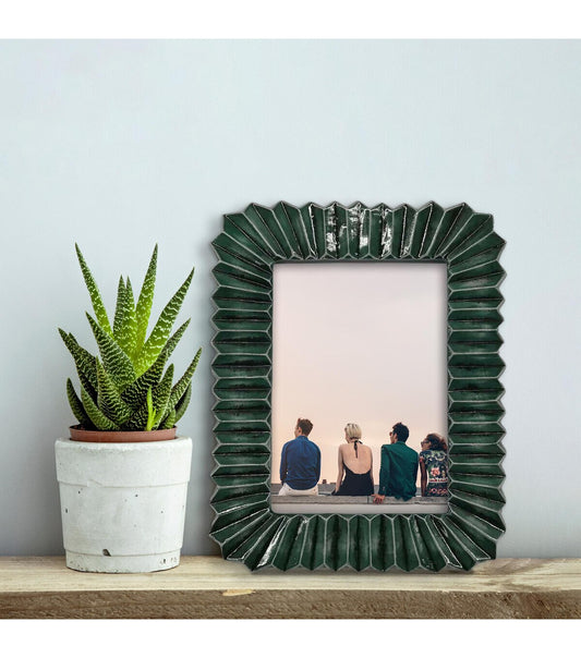 5" x 7" Green Resin Tabletop Picture & Wall Frame