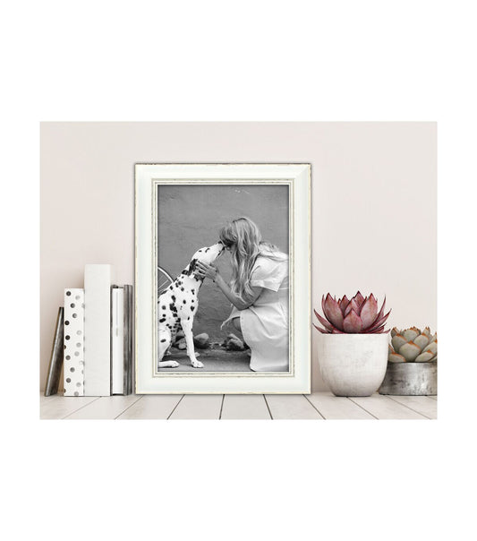 Timeless 11"x14" Della White Picture Frame
