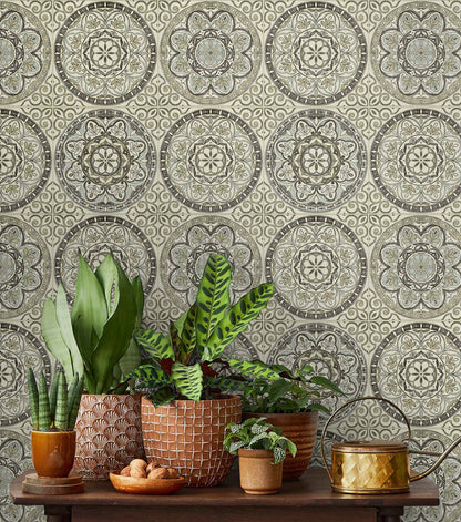 Surface Style 20.5' x 18' Silver Color Wheel Peel & Stick Wallpaper