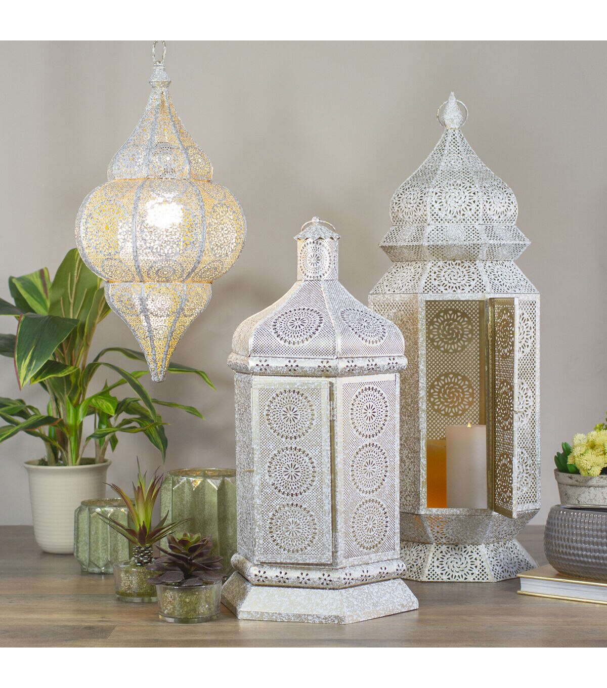 Northlight 21.5" White Gold Moroccan Pillar Candle Lantern