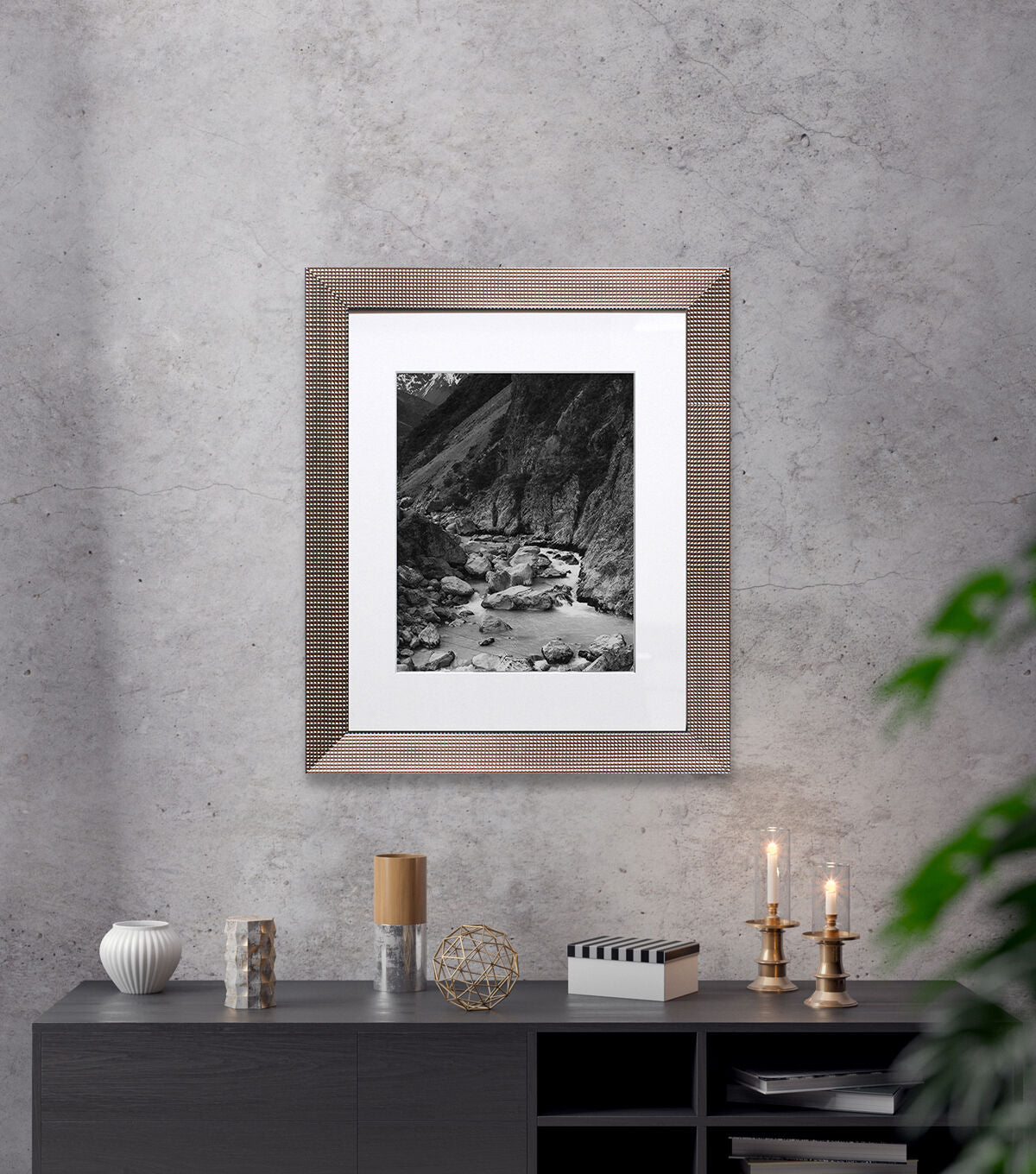 BP 16"x20" Matted to 11"x14" Silver Bump Wall Frame