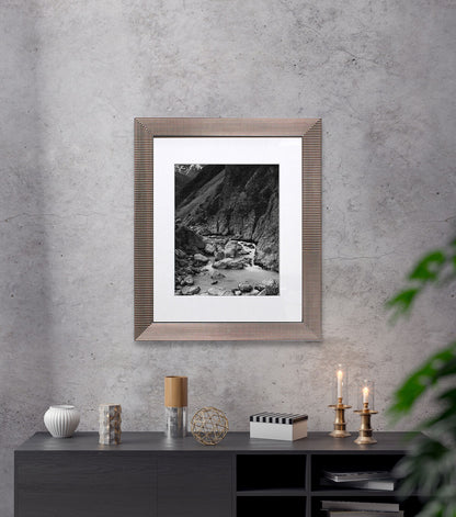 BP 16"x20" Matted to 11"x14" Silver Bump Wall Frame