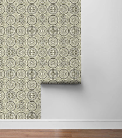 Surface Style 20.5' x 18' Silver Color Wheel Peel & Stick Wallpaper