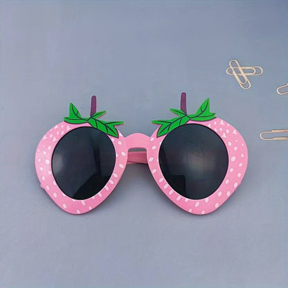 1pc fantaisie en forme fraise, amusantes à thème pour la plage, l'anniversaire, la photo rue, les réunions entre amis, accessoires photo